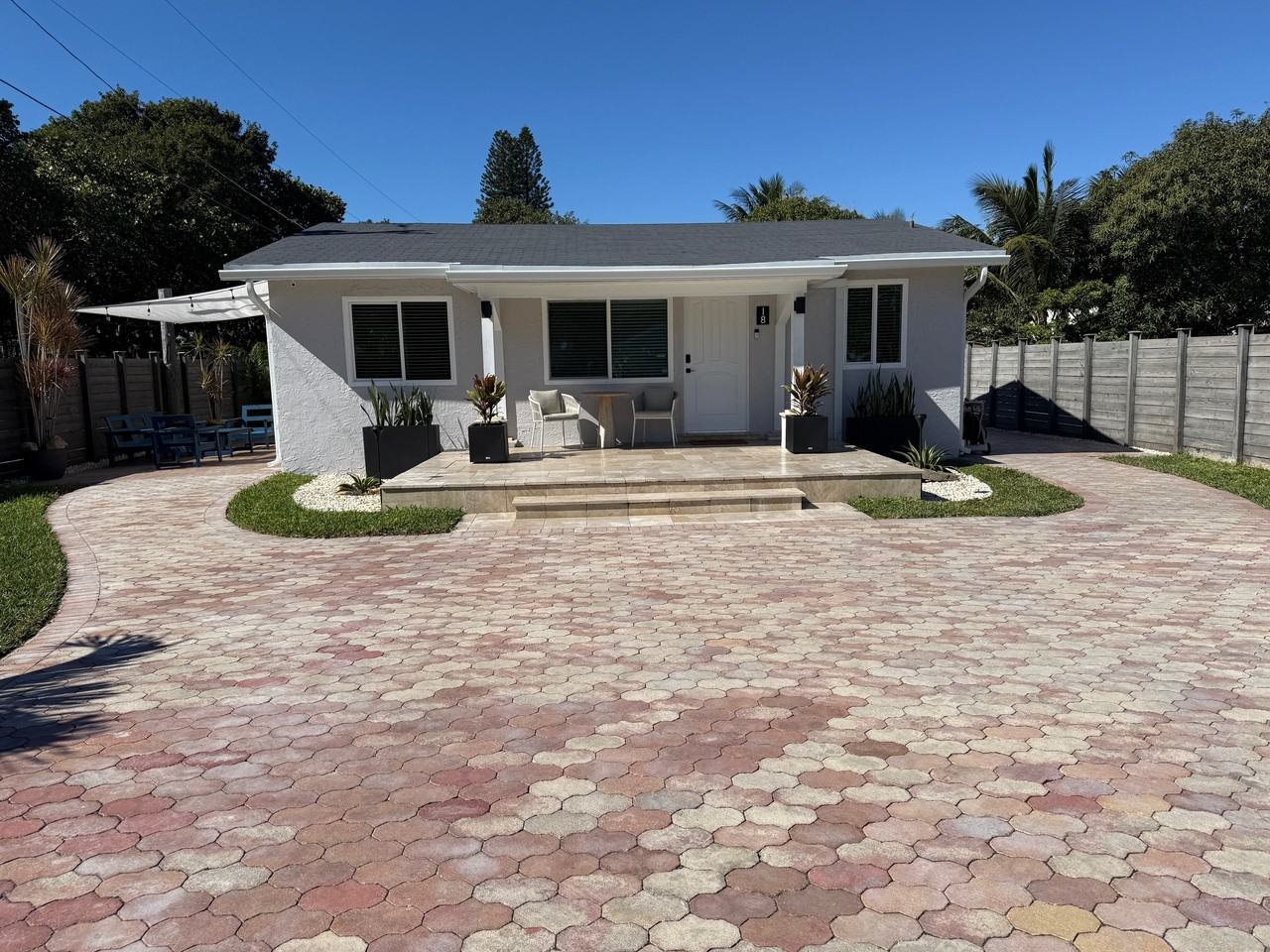 18 Nw 12th Ave #NA - Photo 2 of 23