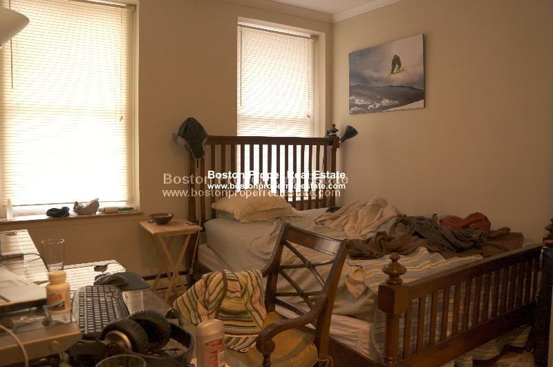 415 Massachusetts Ave #2K - Photo 6 of 10