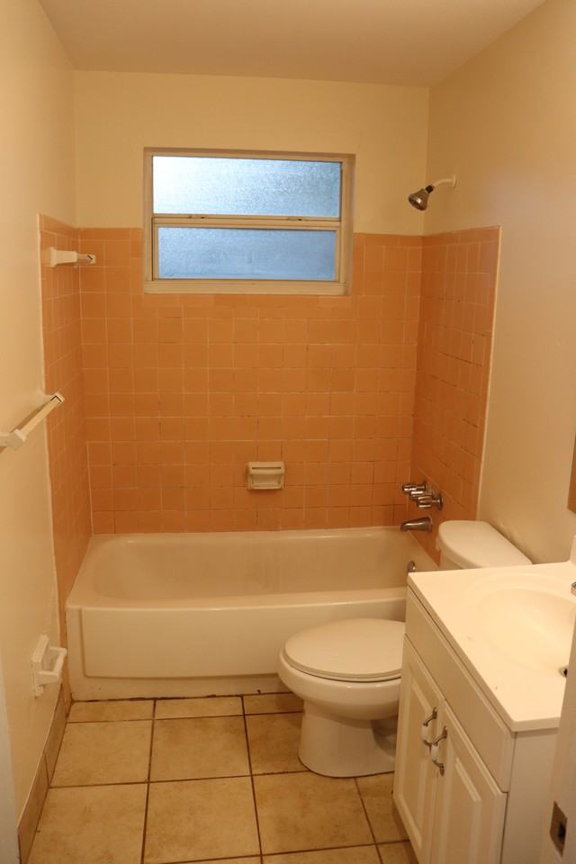 1710 Nw 55th St #NA - Photo 7 of 13