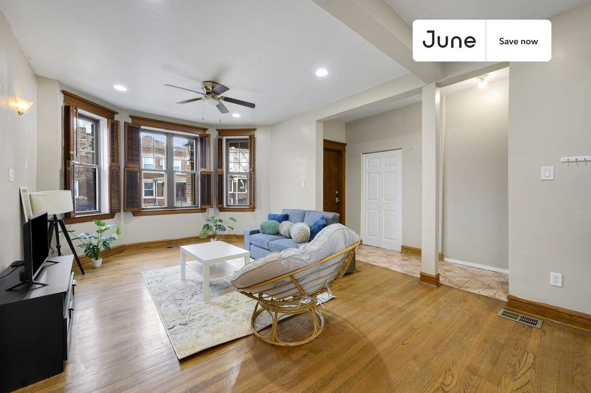 N Springfield Ave - Photo 2 of 17