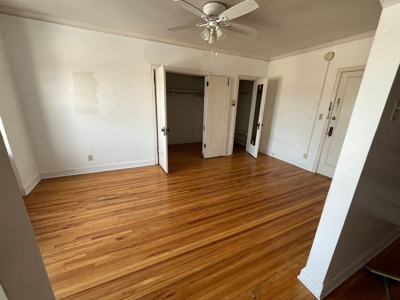 2552 Garfield Ave S - Photo 3 of 11