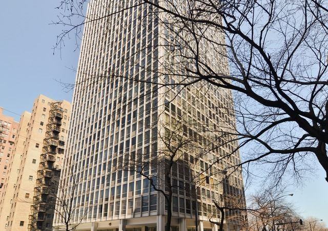 2400 N Lakeview Ave #715