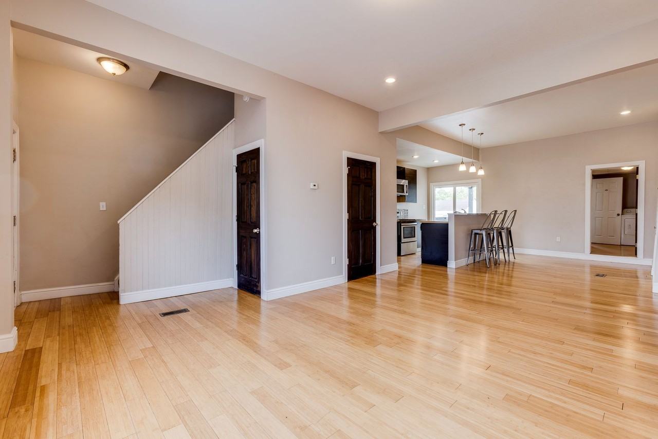 1922 Shamokin St - Photo 3 of 43