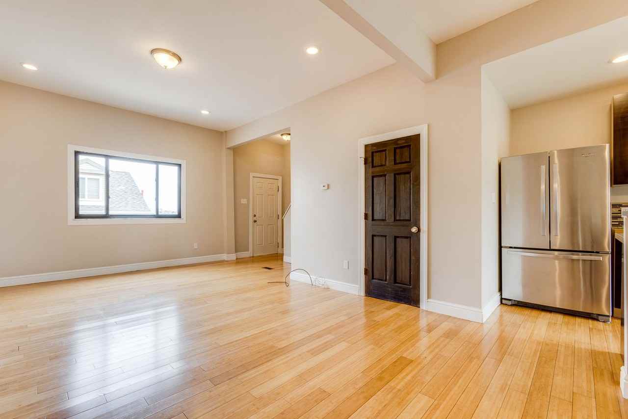 1922 Shamokin St - Photo 7 of 43