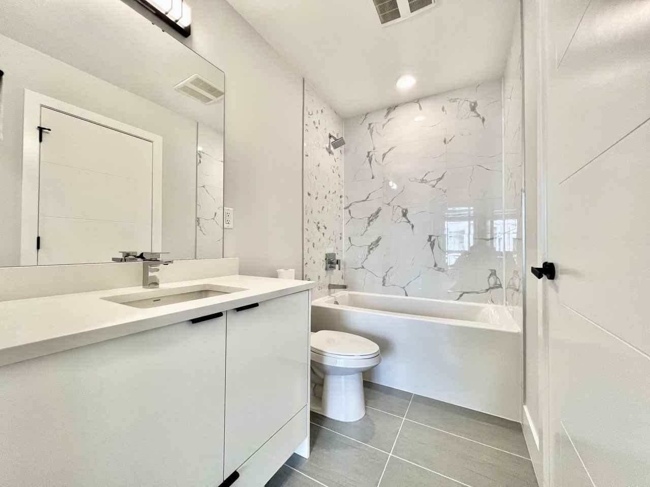 20360 Logan Avenue #3XX - Photo 6 of 20