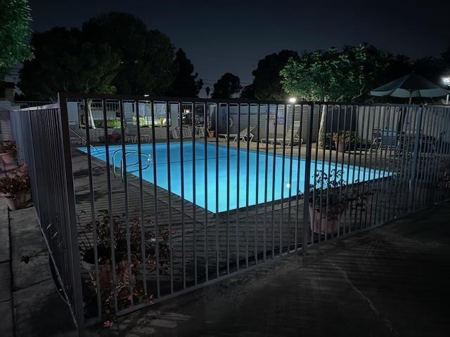 Sunset Bay III Apartment Community - Photo 5 of 50