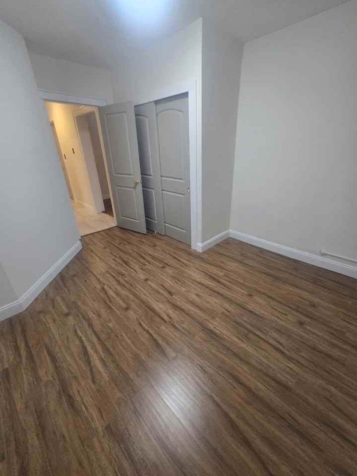 42 Kelly Parkway - Photo 3 of 10