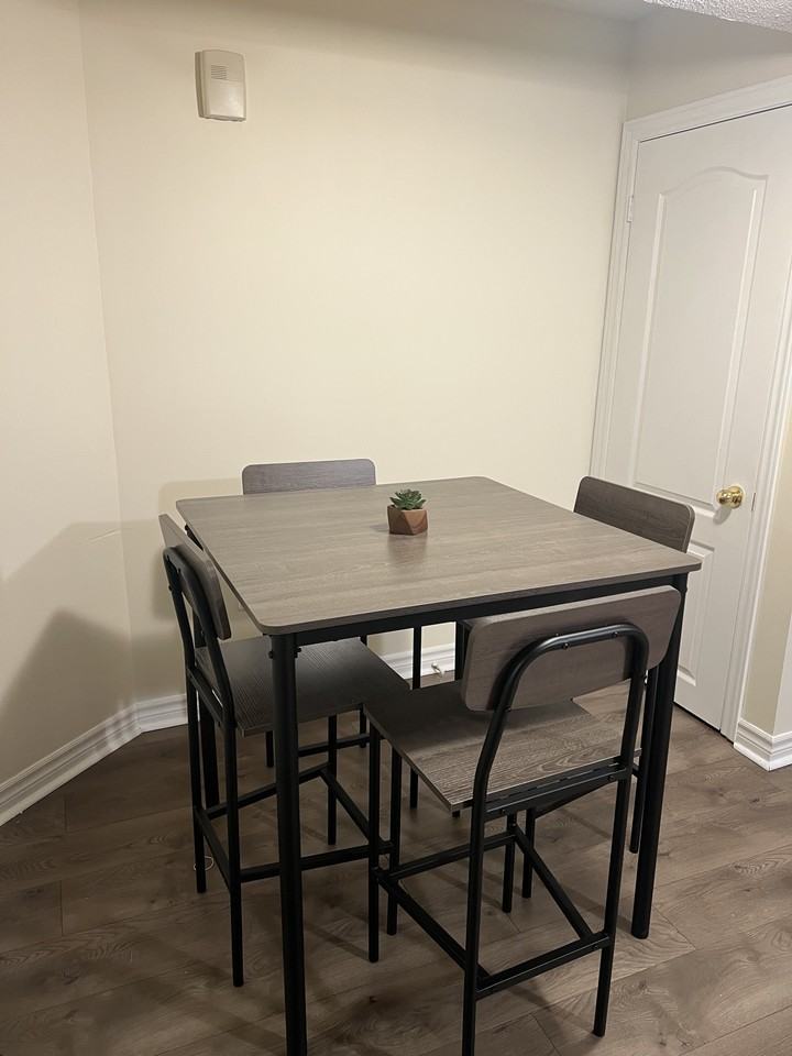 5484 Freshwater Drive - Photo 4 of 17