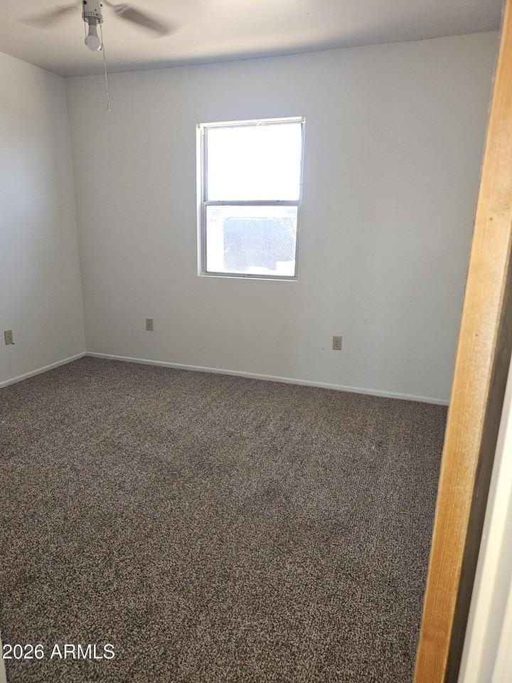 216 E Yuma St - Photo 2 of 9