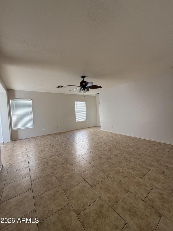 22767 W Yavapai St - Photo 6 of 14