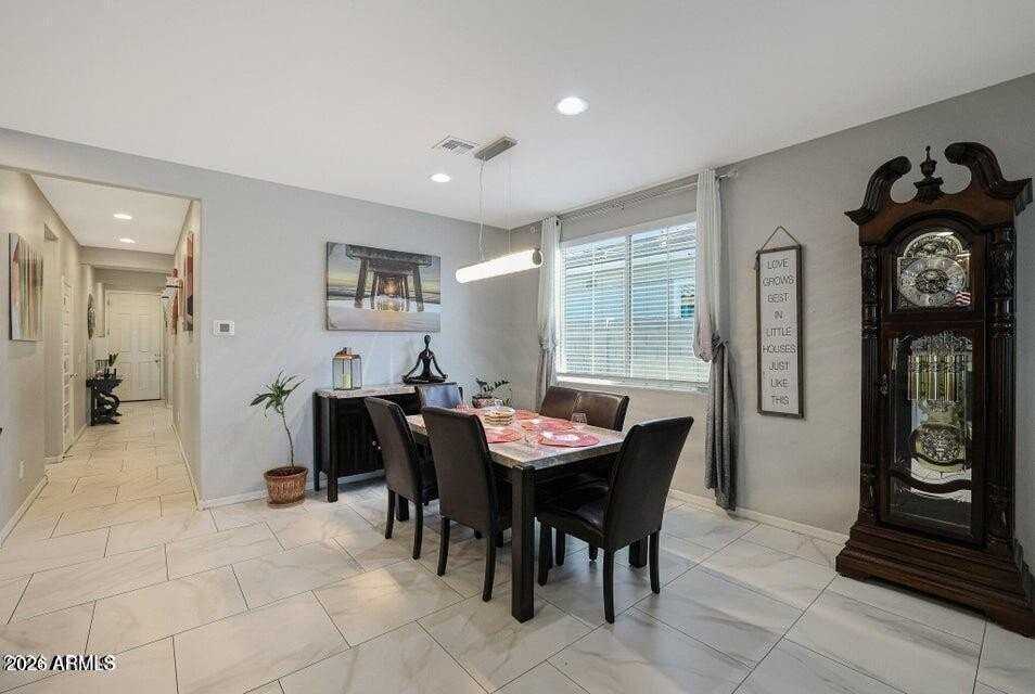 2112 S 123rd Ln - Photo 3 of 31