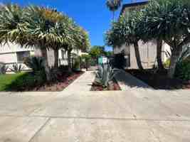 featured image of 800 N Azusa Ave