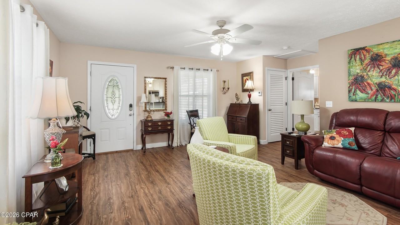 1600 W 12th St Unit B #B - Photo 4 of 27