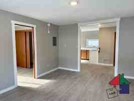 featured image of 233 N Main St