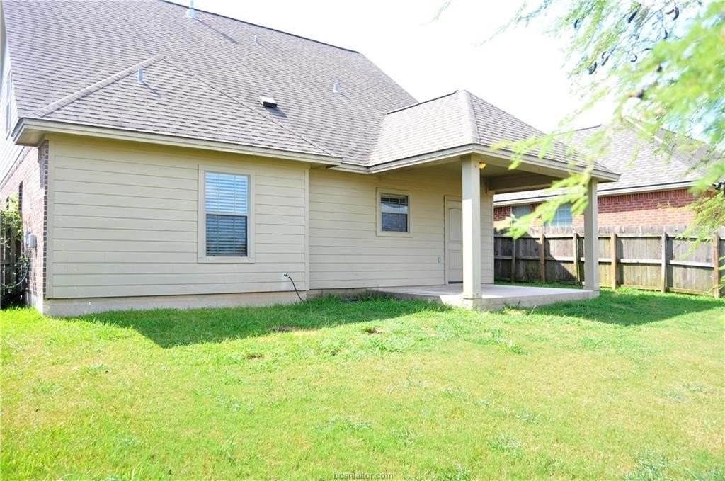 2512 Leyla Ln - Photo 2 of 17