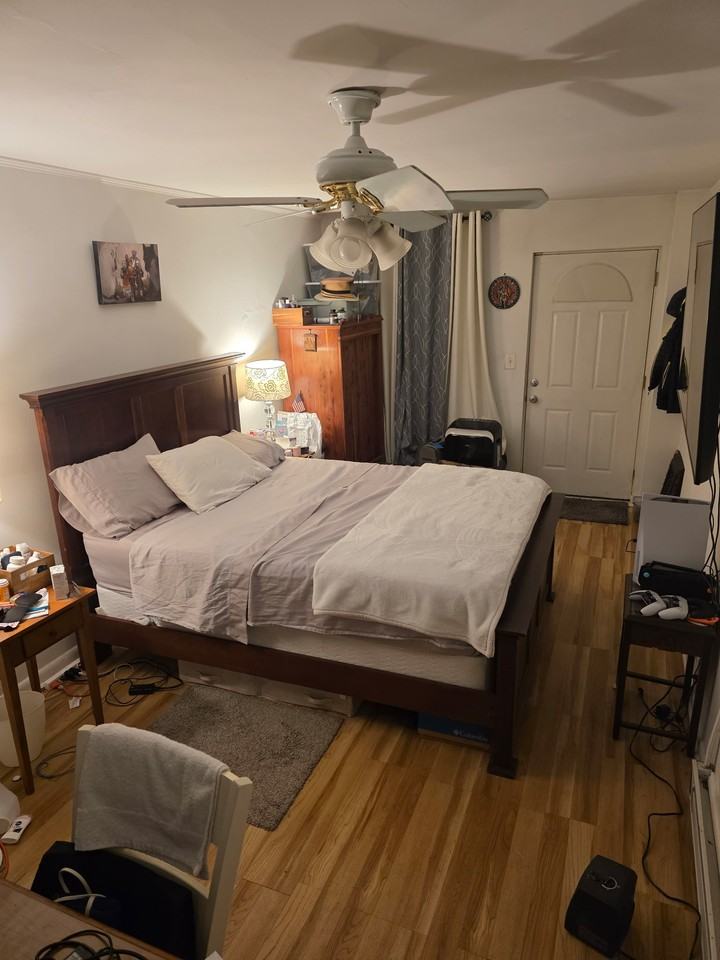 1425 Parkwood Place Northwest - Photo 2 of 13