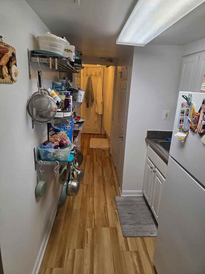 1425 Parkwood Place Northwest - Photo 4 of 13