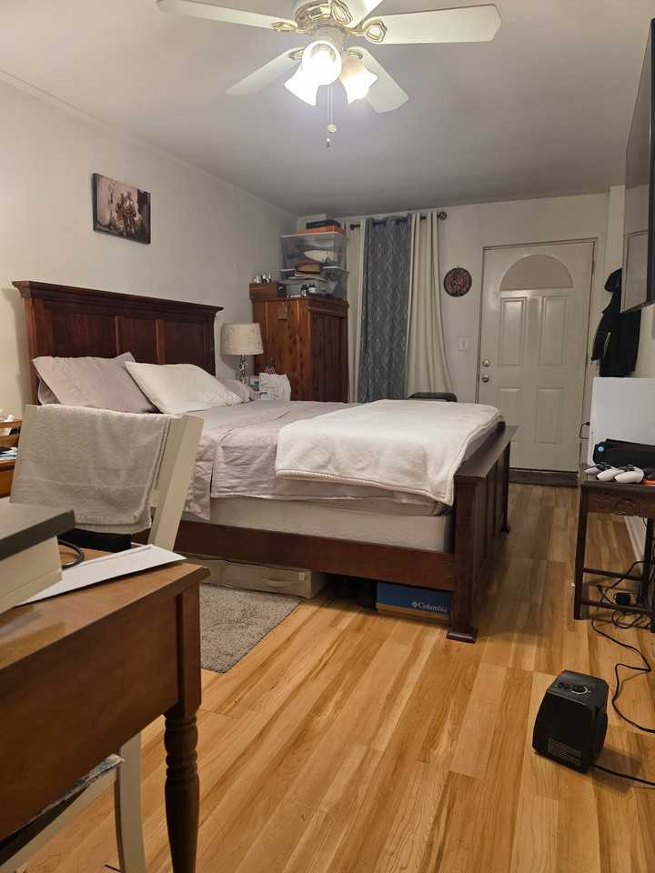 1425 Parkwood Place Northwest - Photo 6 of 13