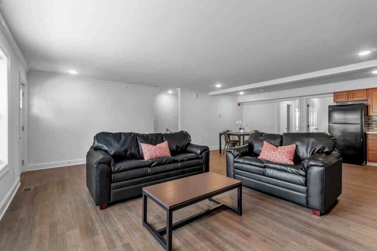 James Place - Photo 3 of 31