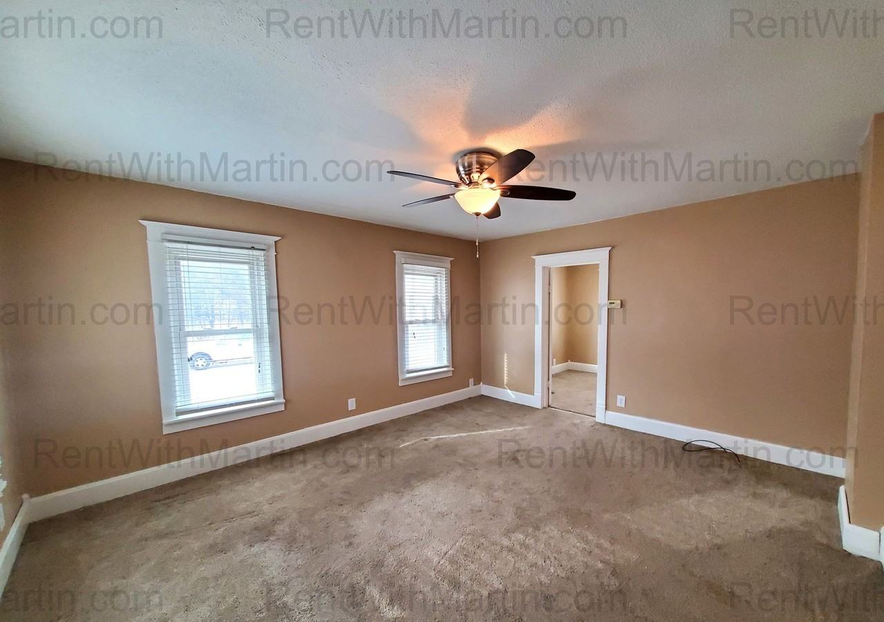 201 2nd St - Photo 5 of 14