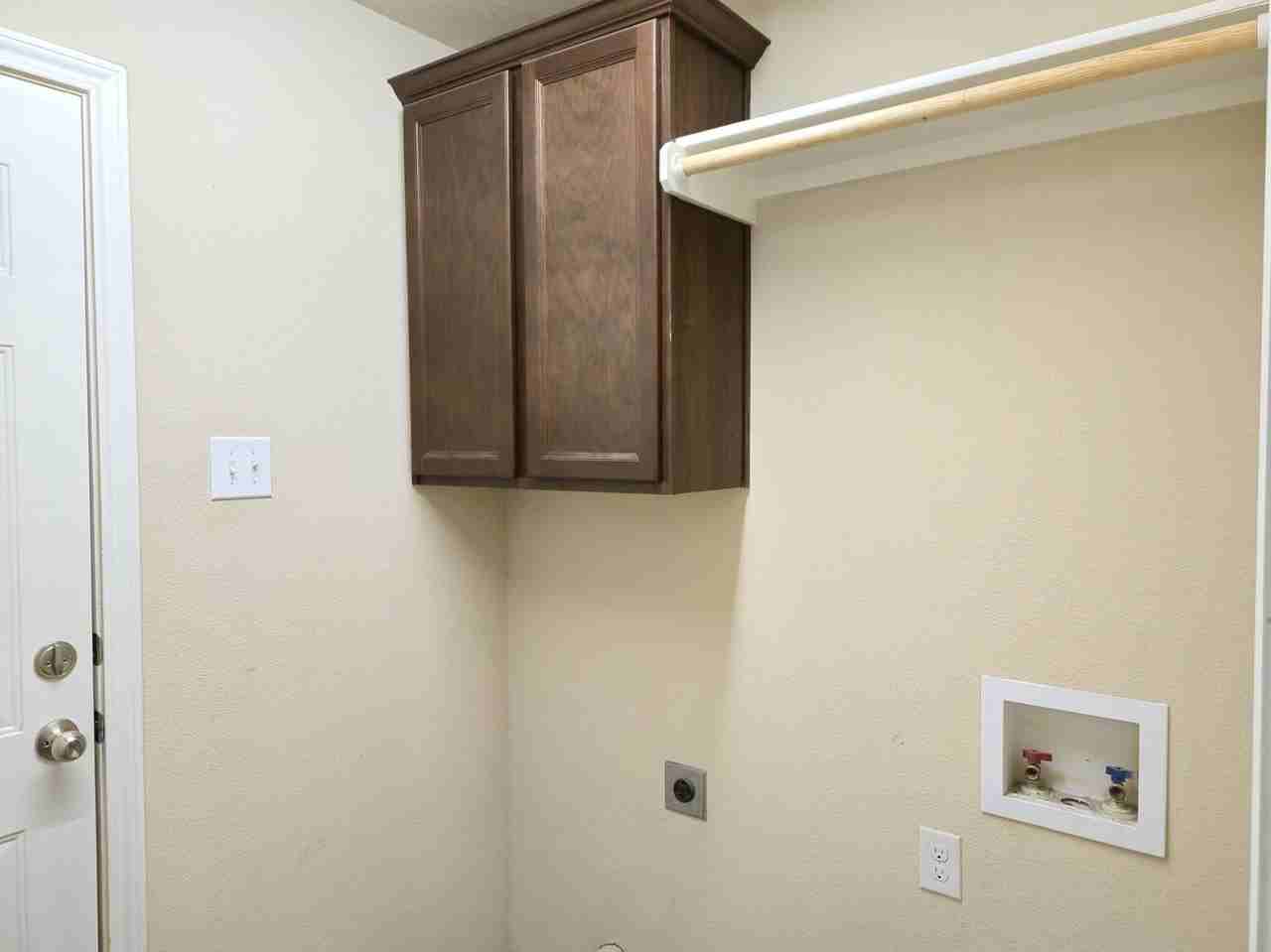 5605 Foxborough Dr Apt A - Photo 7 of 14