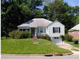 featured image of 1009 Lynwood Dr