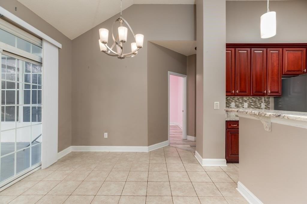 4734 Harvest Dr - Photo 7 of 38