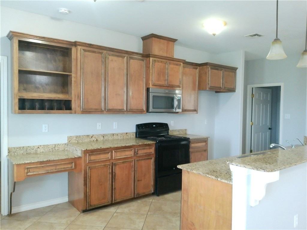 2901 Dante Dr - Photo 4 of 19