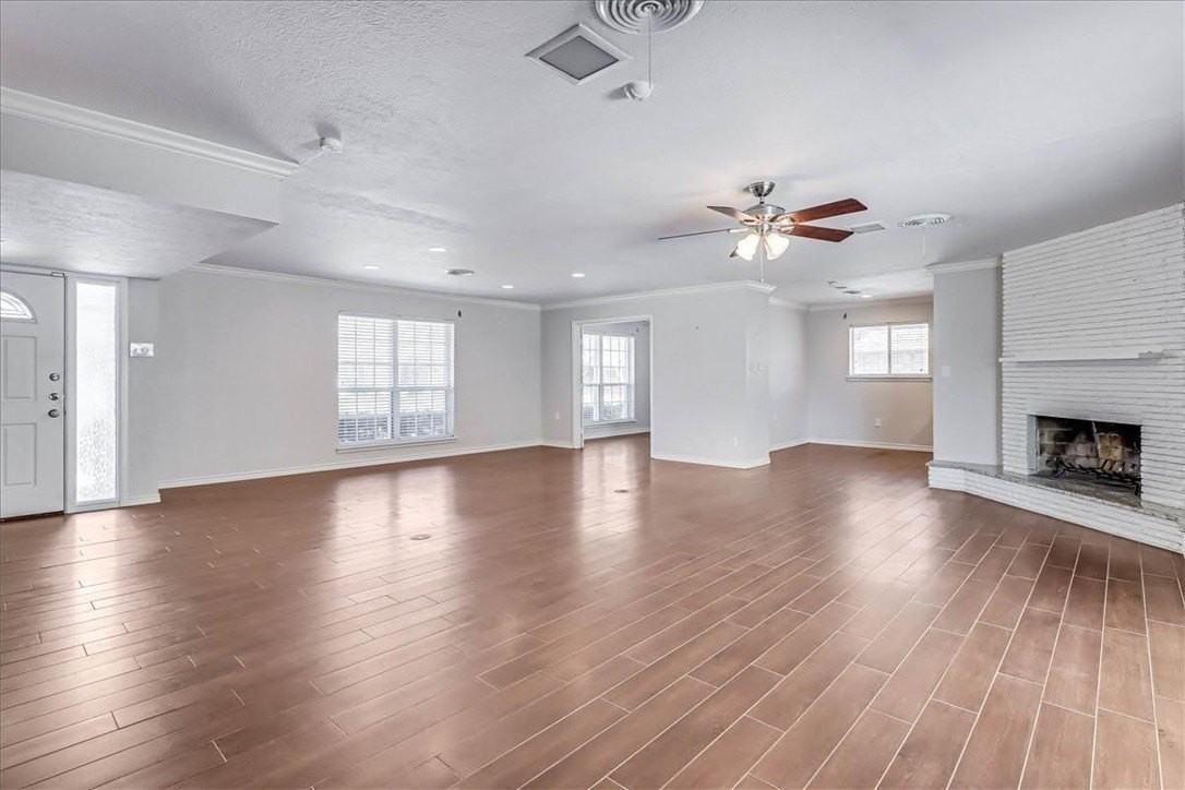 437 Chase Dr - Photo 7 of 40