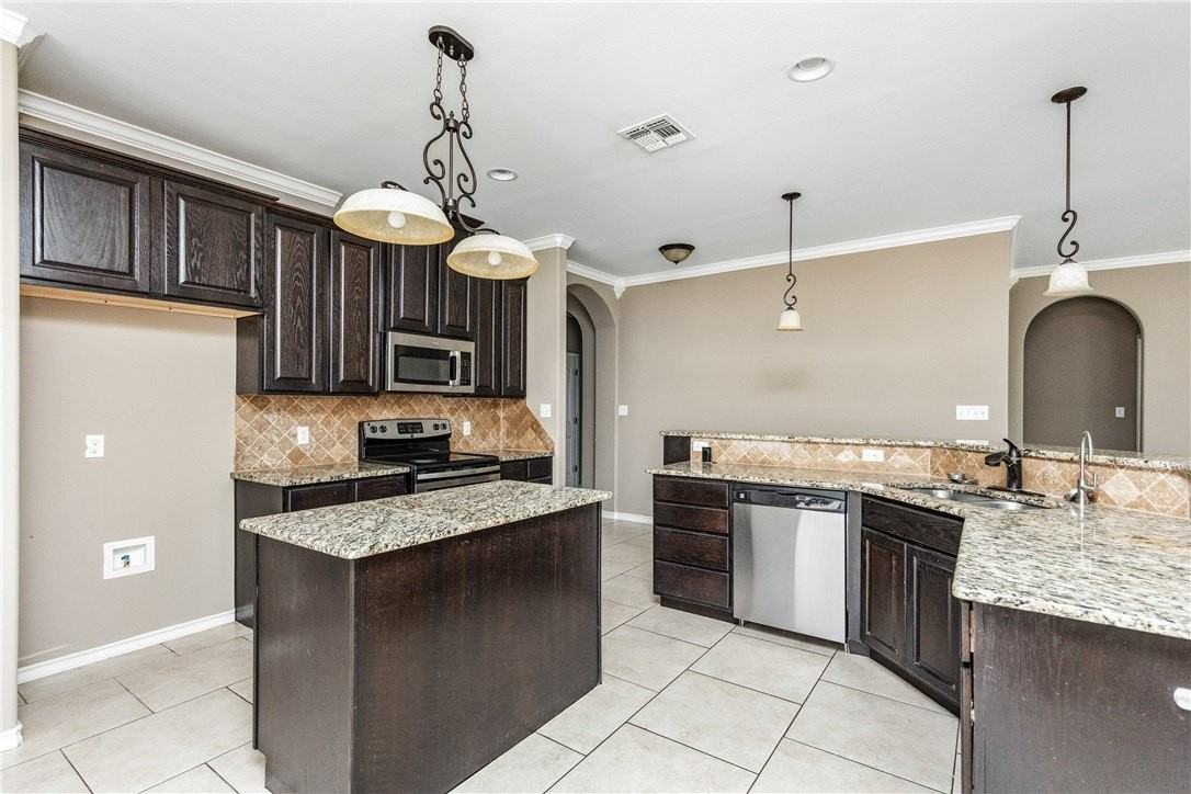 8221 Azimuth Ct - Photo 5 of 18