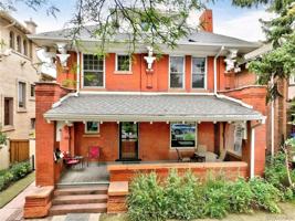 featured image of 840 N Emerson St #1