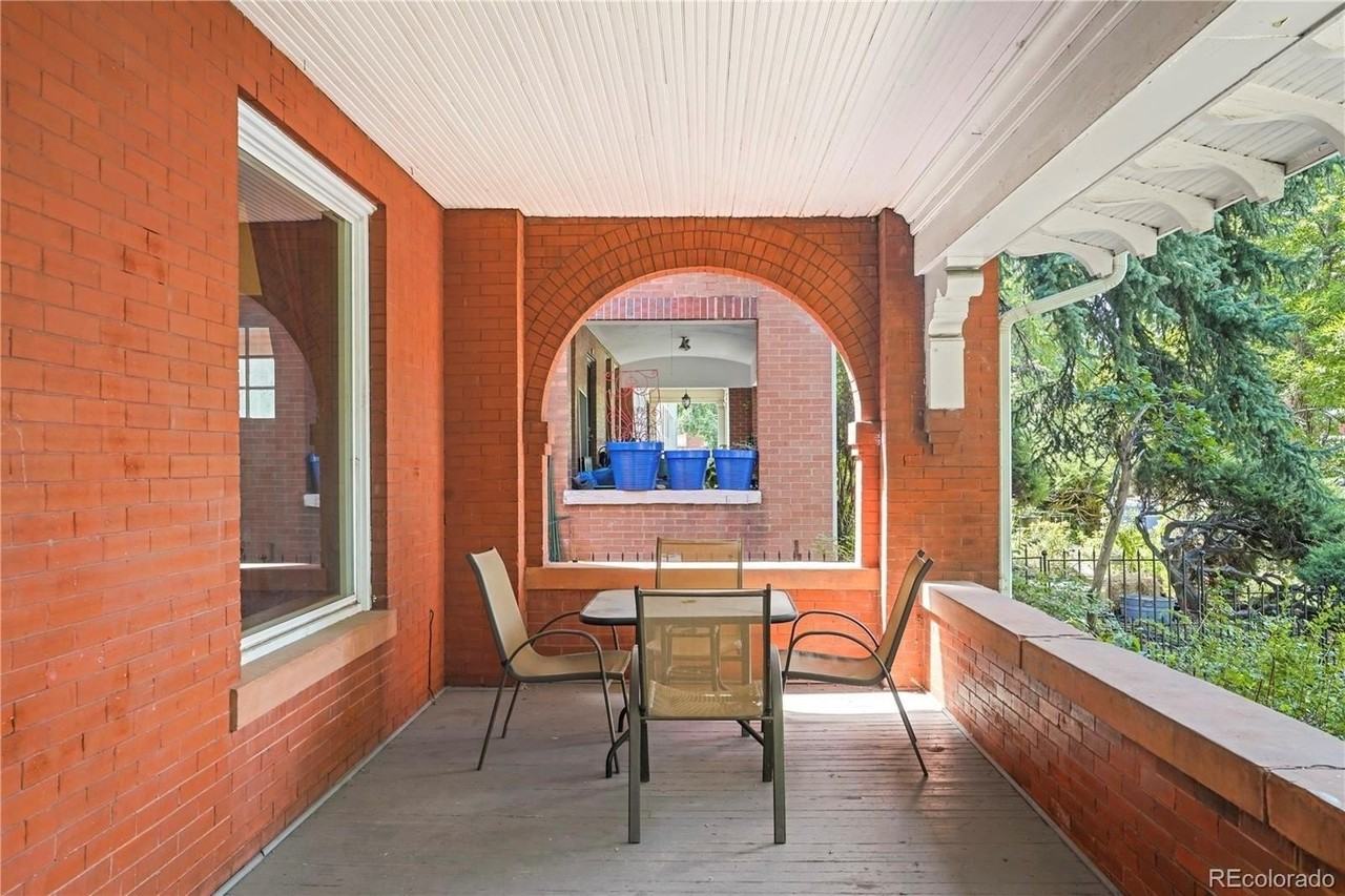 840 N Emerson St #1 - Photo 2 of 24