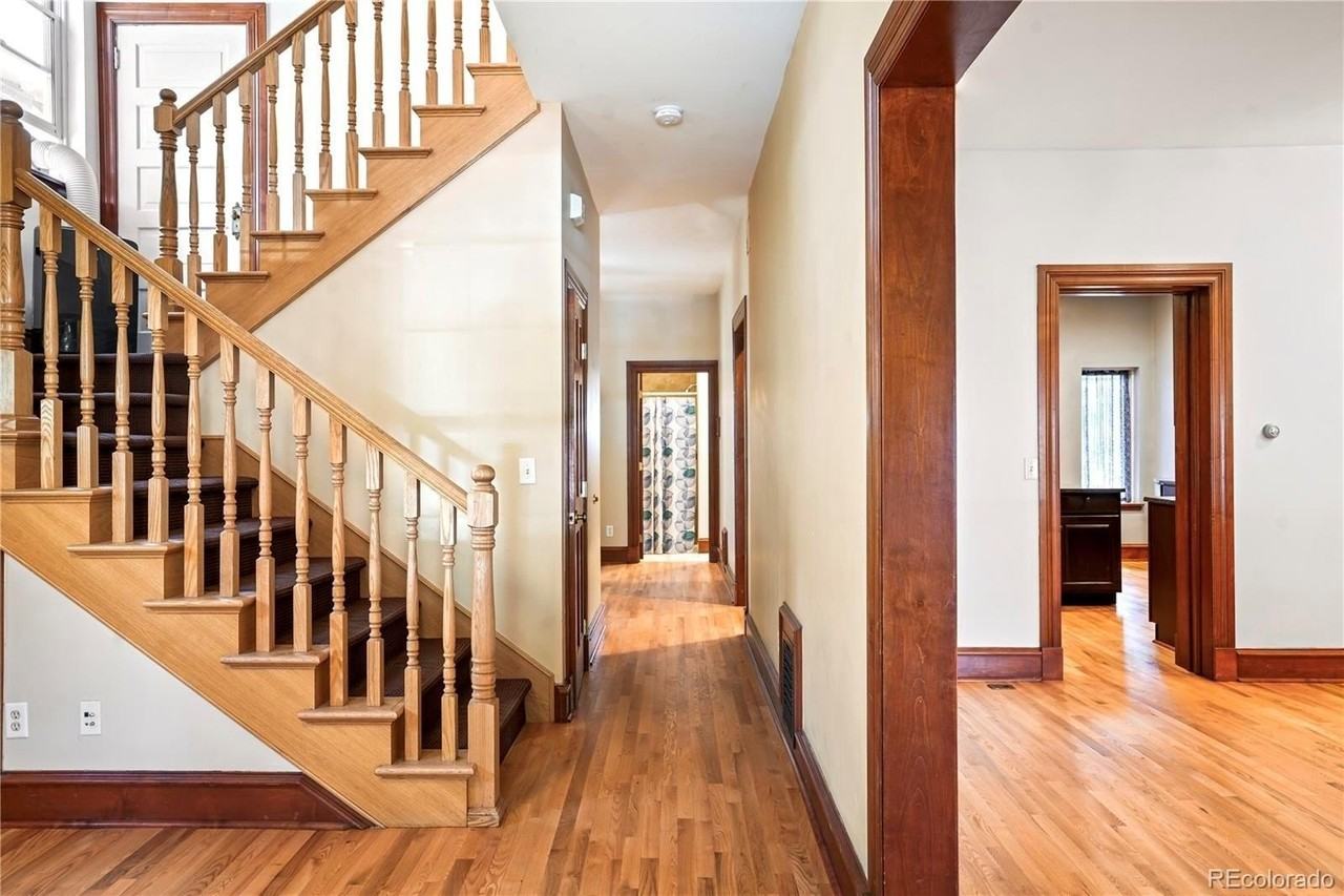 840 N Emerson St #1 - Photo 3 of 24