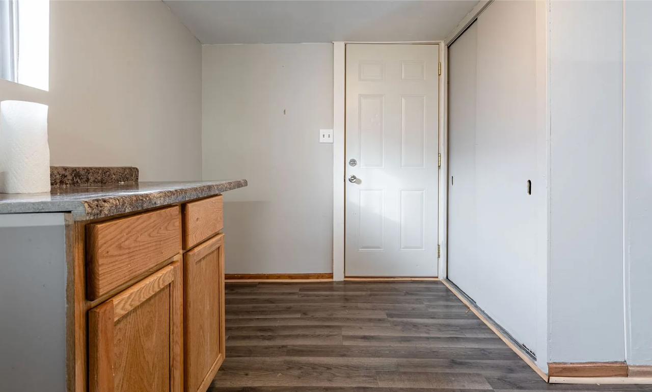 2016 21st Pl S - Photo 7 of 12