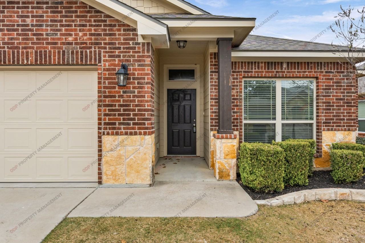 418 Cross Dr - Photo 3 of 29