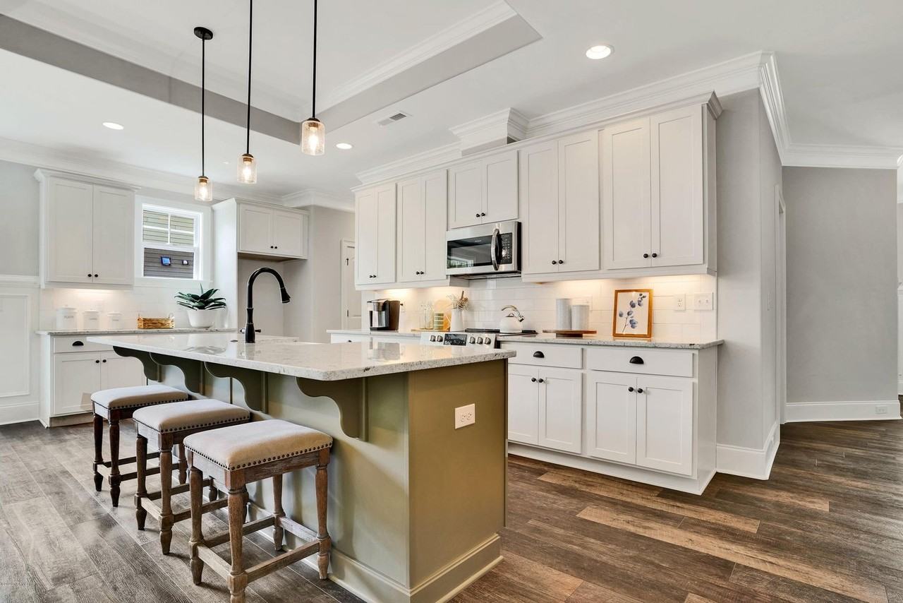 180 Everett Park Trl - Photo 7 of 30