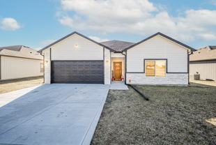 2619 Harrier Dr - Photo 1 of 1