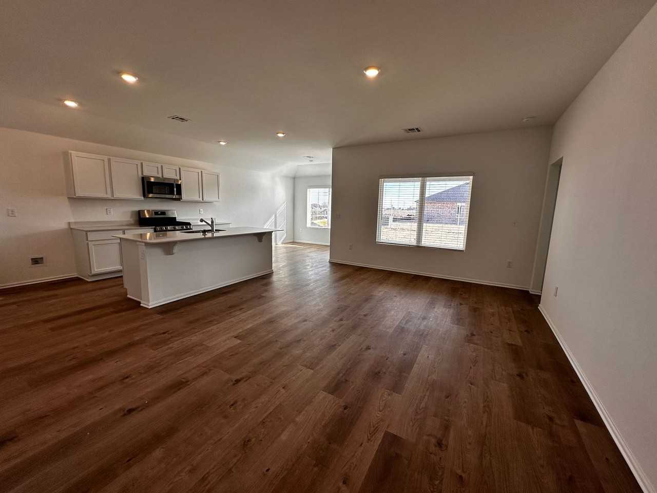 16208 16208 Harvester Drive - Photo 4 of 19