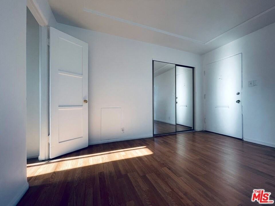 2016 20th St Apt B #B - Photo 7 of 19