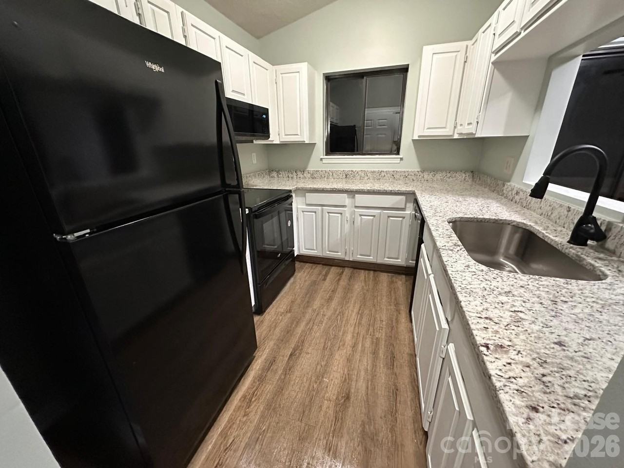 1021 Mallard Head Ln - Photo 3 of 13