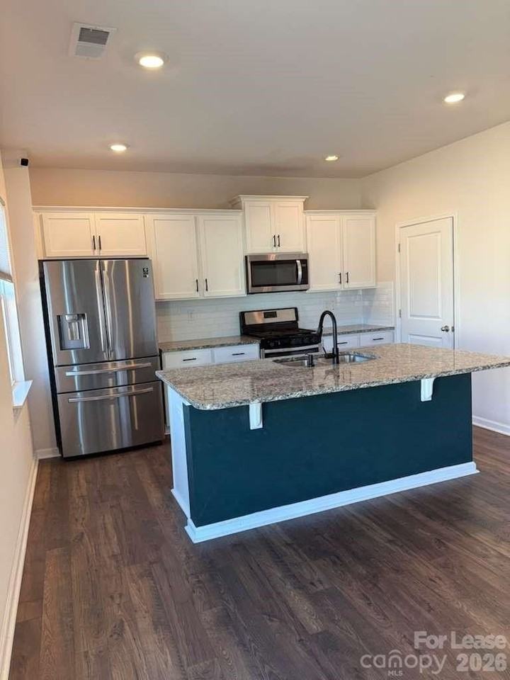 106 Sierra Rd - Photo 5 of 28