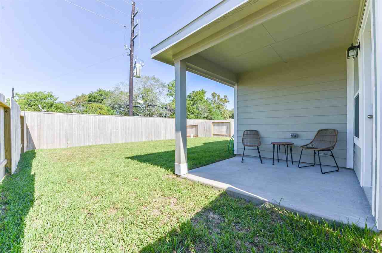 5522 Briana Dee Dr #5522 - Photo 2 of 37