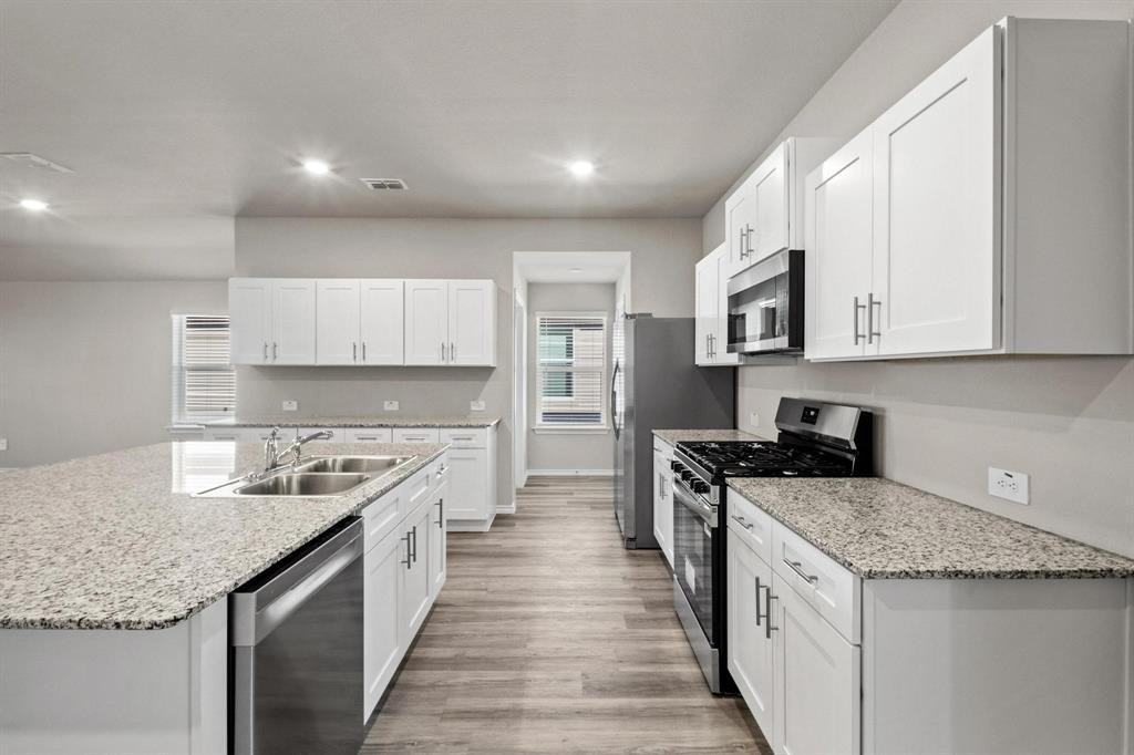 16425 Rosella Ln #16425 - Photo 7 of 22