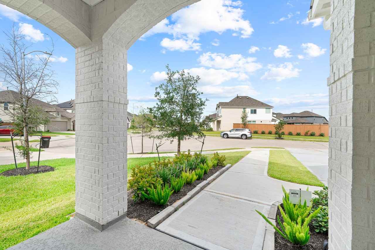 721 Ocean Palms Dr #721 - Photo 3 of 47