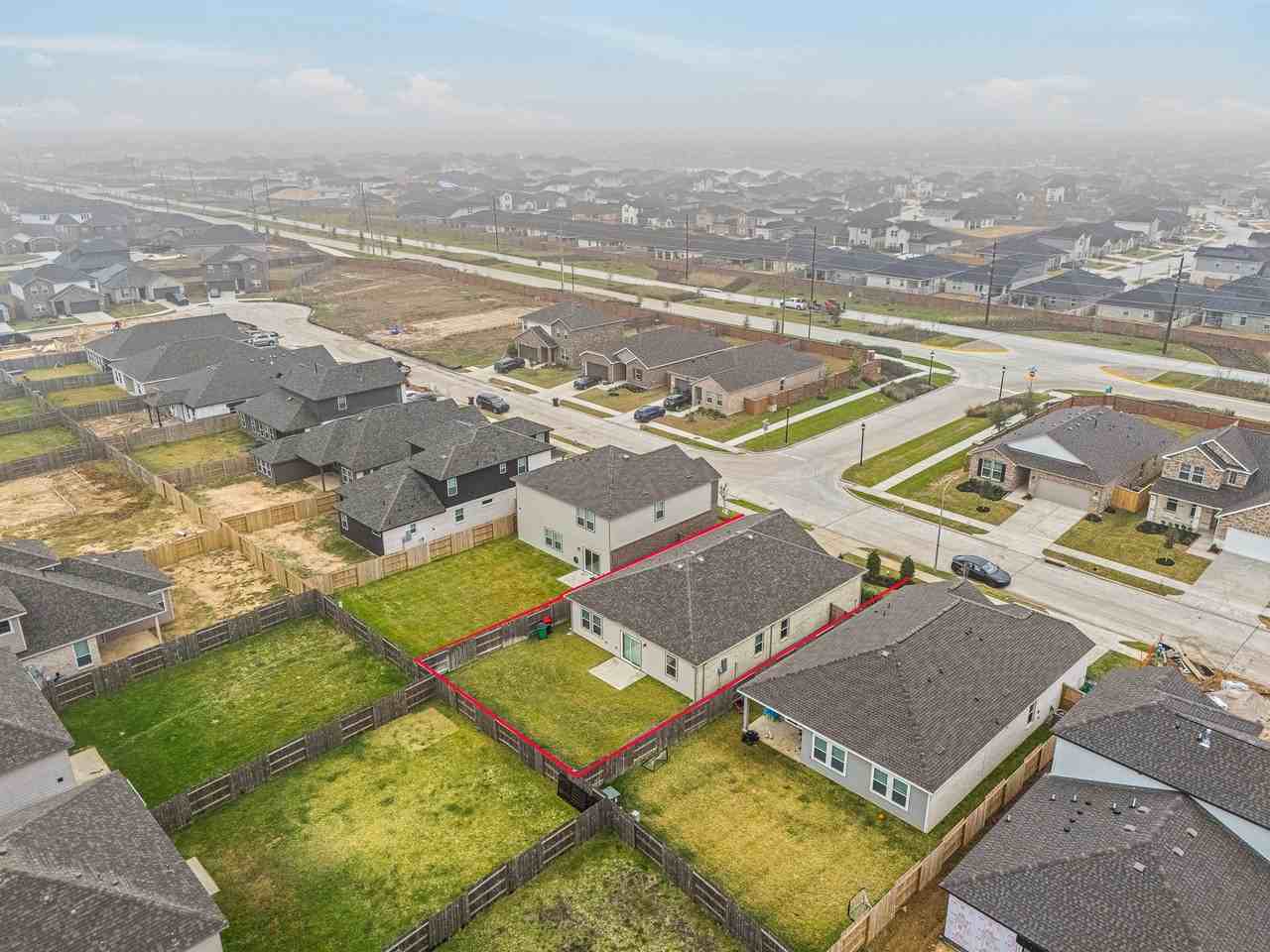 27219 Leward Jetty Dr #27219 - Photo 3 of 33