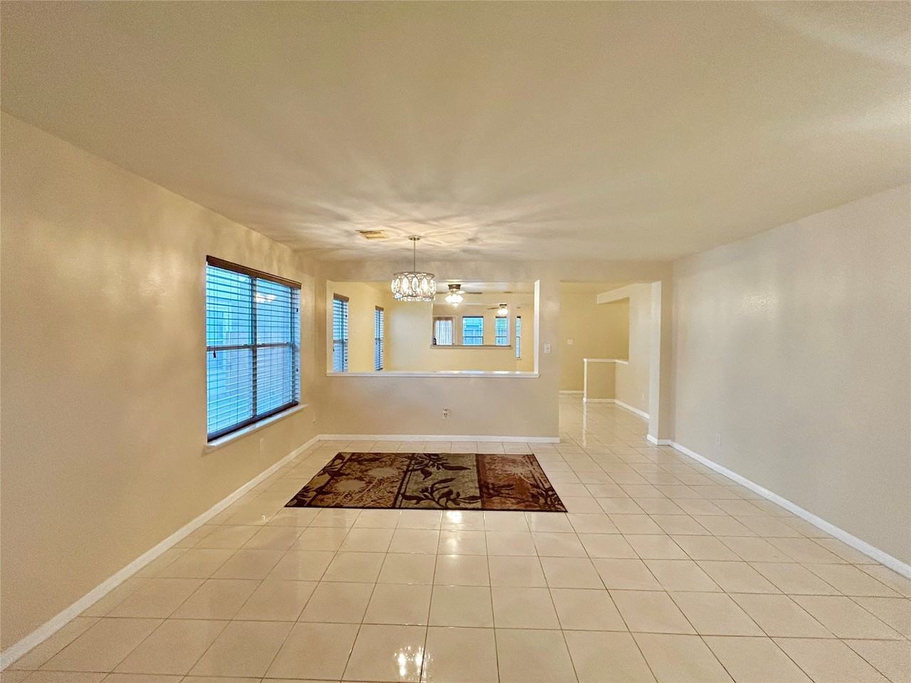 15111 Falmouth Ave #15111 - Photo 7 of 31