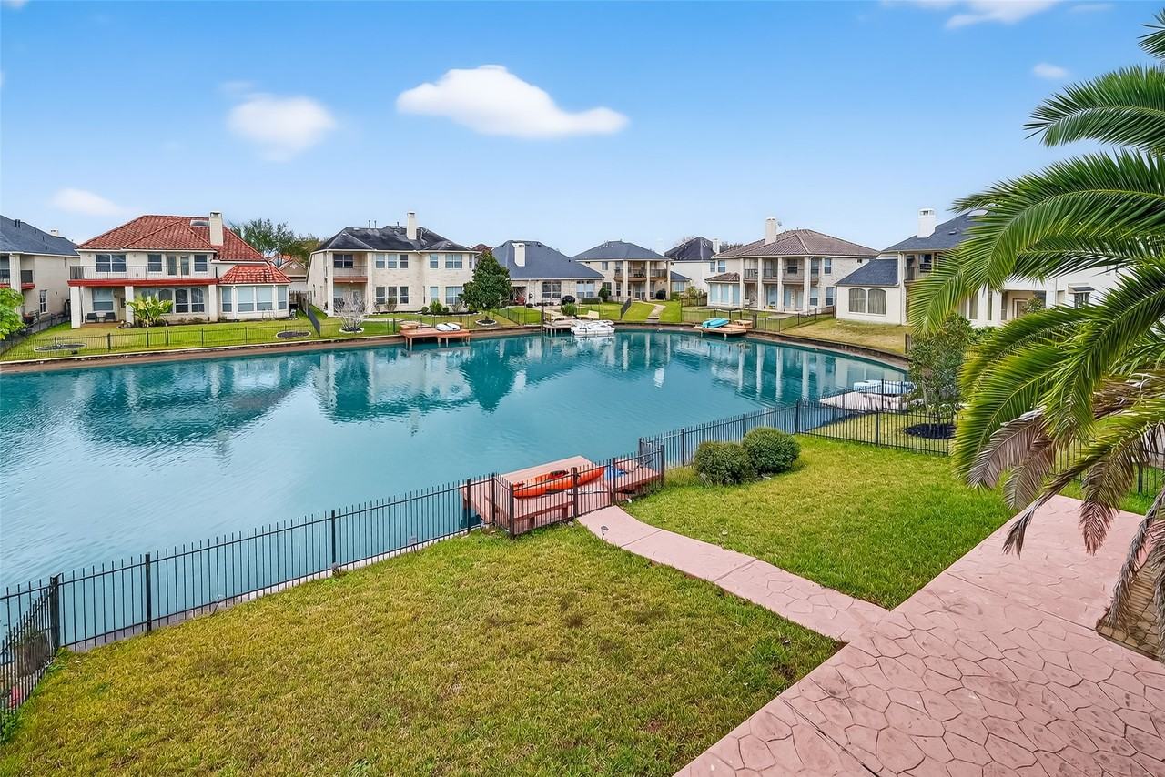 14419 Manorbier Ln #14419 - Photo 3 of 50