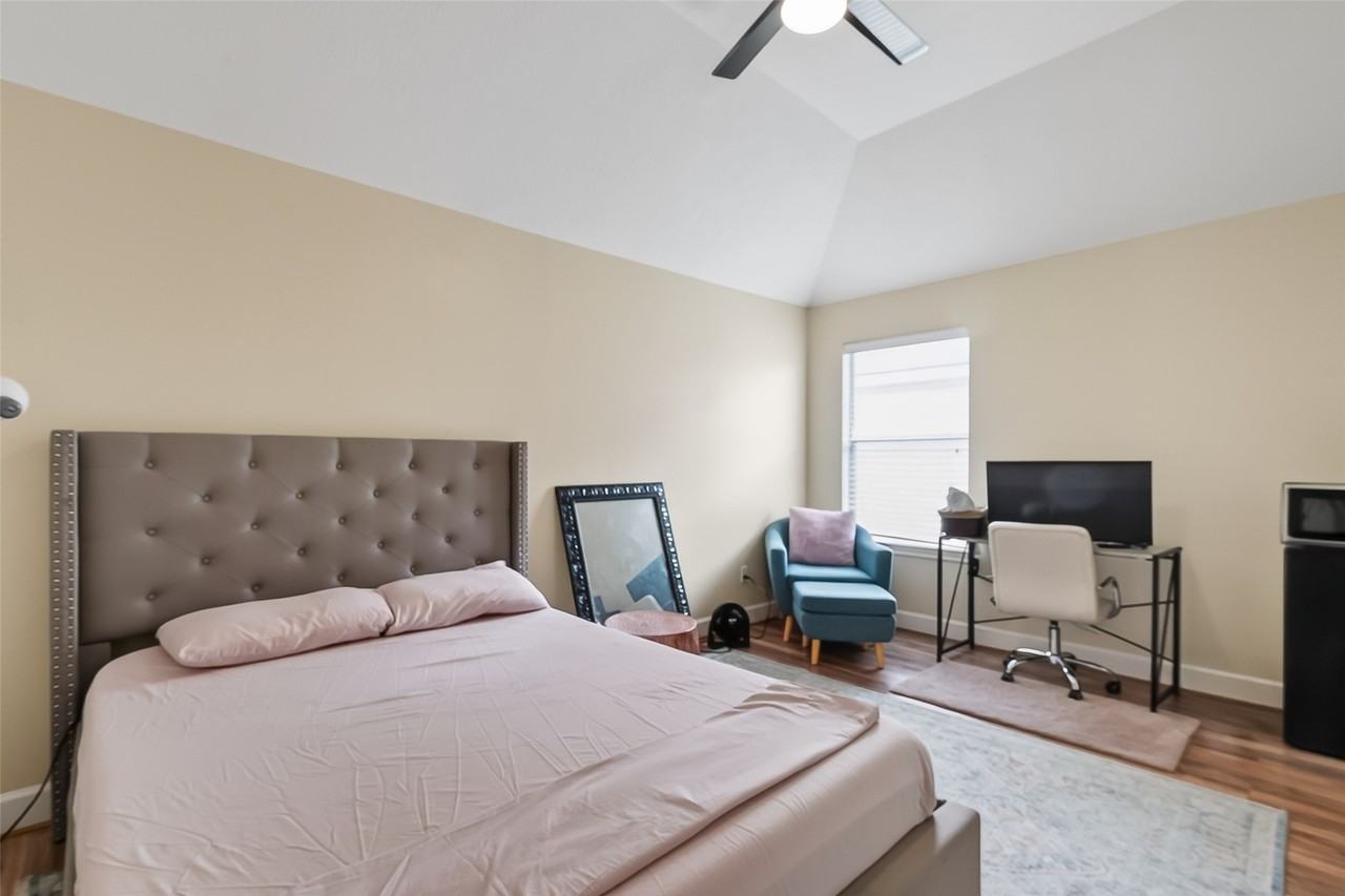 14419 Manorbier Ln #14419 - Photo 4 of 50