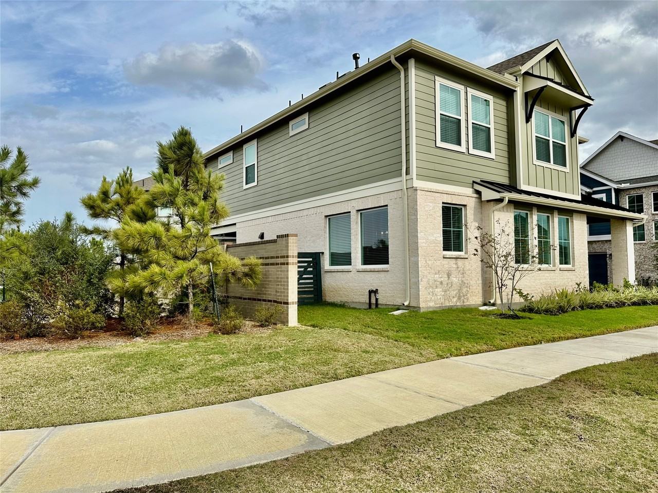 21230 Fiery Skipper Dr #21230 - Photo 5 of 47