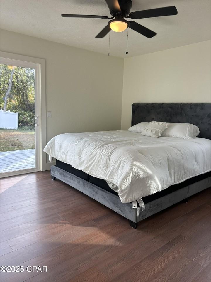 2809 Lagoon Knoll Drive #2809B - Photo 4 of 13